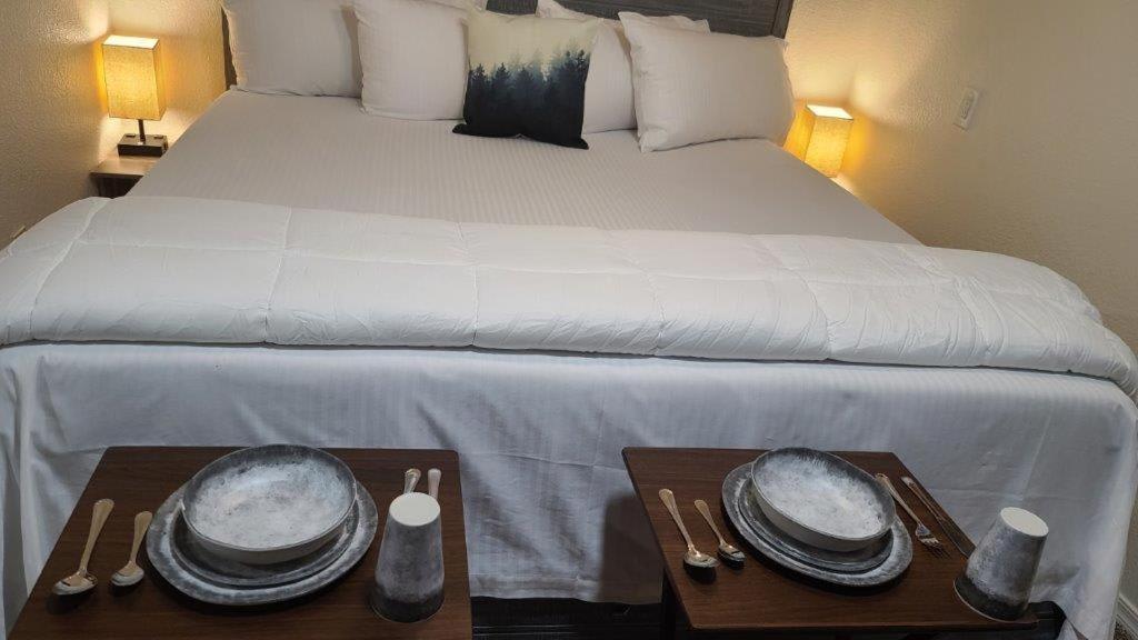 069b Comfortable With Kitchenette And King Bed Near South Rim Sleeps 4 Val