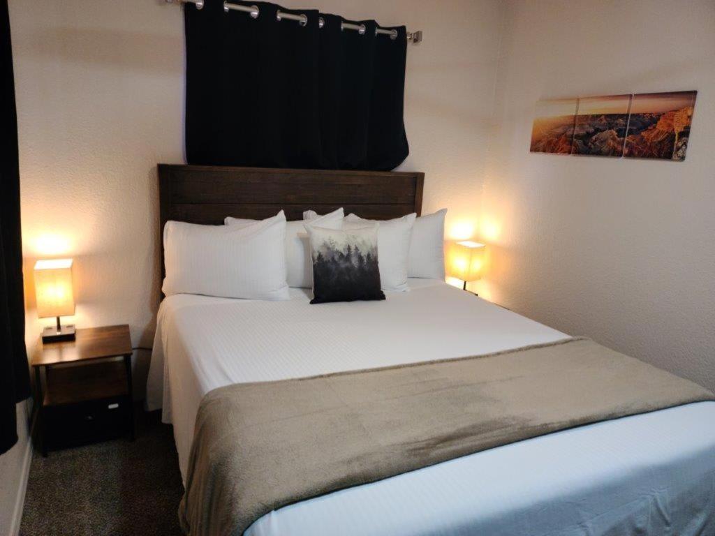 069b Comfortable With Kitchenette And King Bed Near South Rim Sleeps 4 * Val